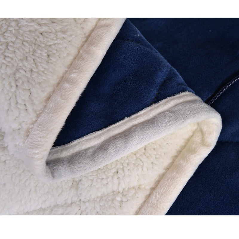 Coussin-Plaid 2 en 1 en Flanelle