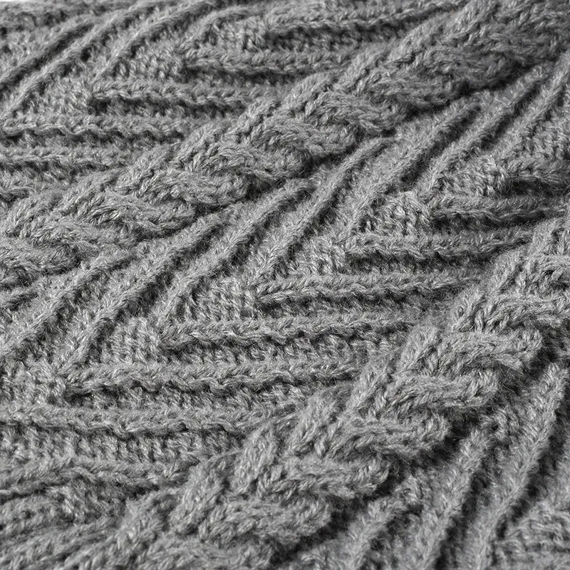 Bonnet à Pompon en Maille Torsadée