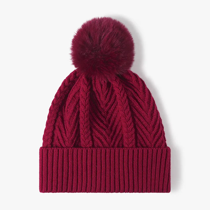 Bonnet à Pompon en Maille Torsadée