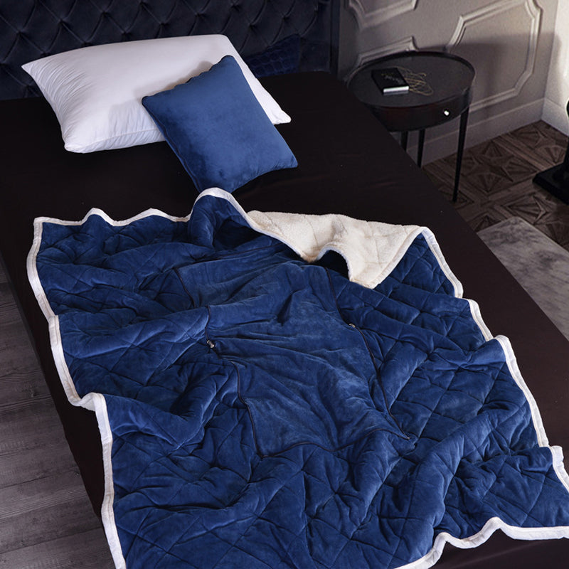 Coussin-Plaid 2 en 1 en Flanelle