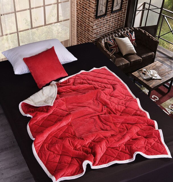 Coussin-Plaid 2 en 1 en Flanelle