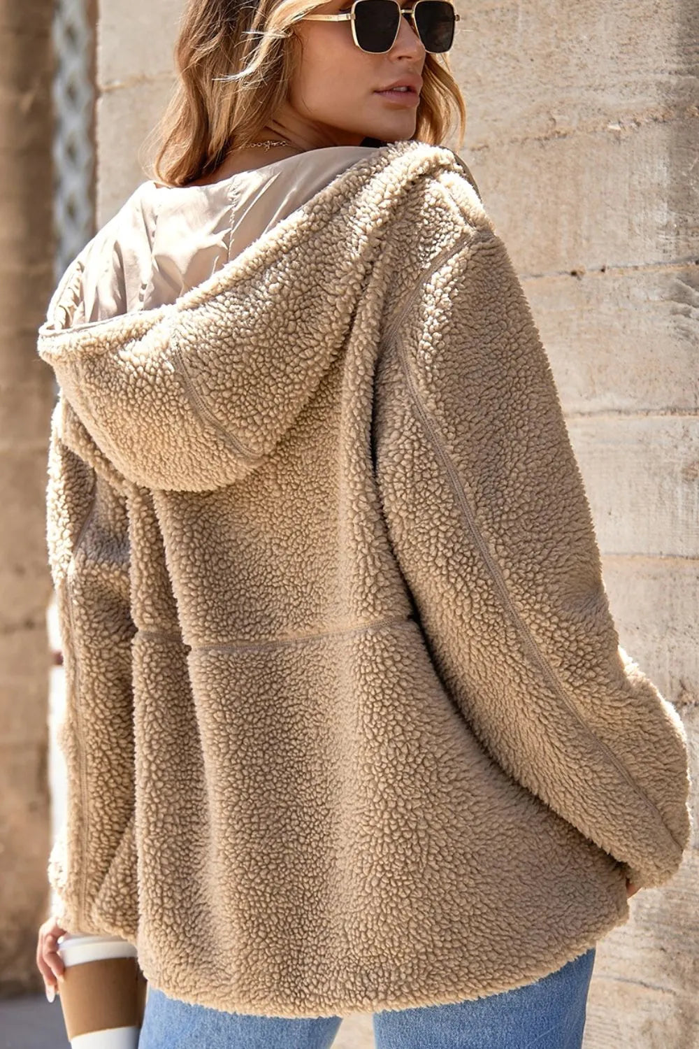 Veste Zippée en Polaire Bouclée à Capuche