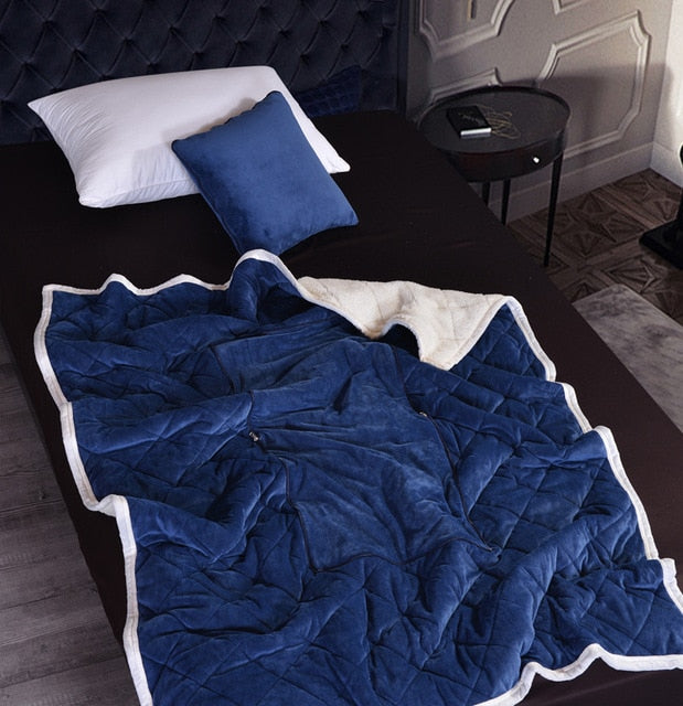 Coussin-Plaid 2 en 1 en Flanelle